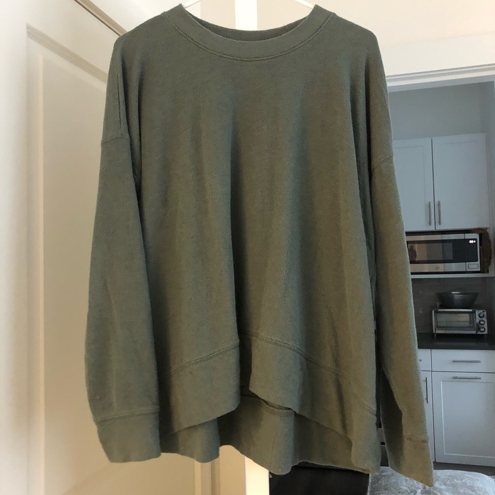 Aerie crew neck sweatshirt